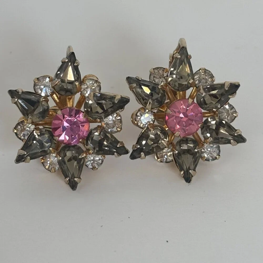Hattie Carnegie Clip-On Earrings Pink Smoky Grey Rhinestones Jewelry Vintage - Picture 10 of 10